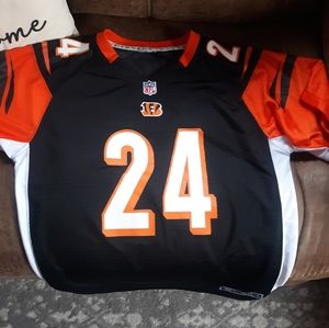 Cincinnati Bengals number 24 Jones jersey.